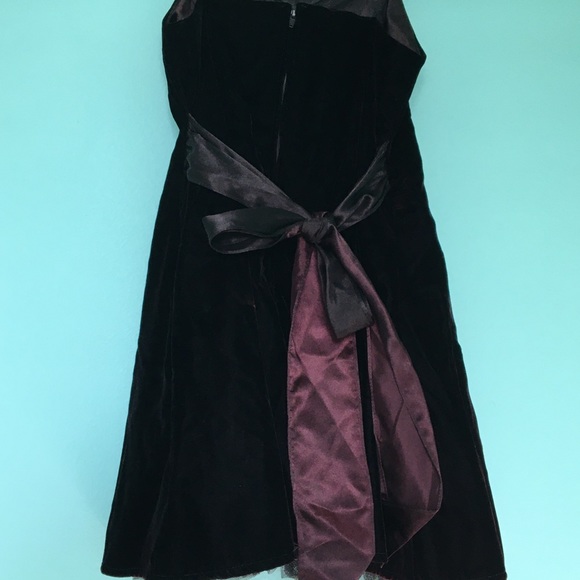 Girls black velvet dress - Picture 2 of 5